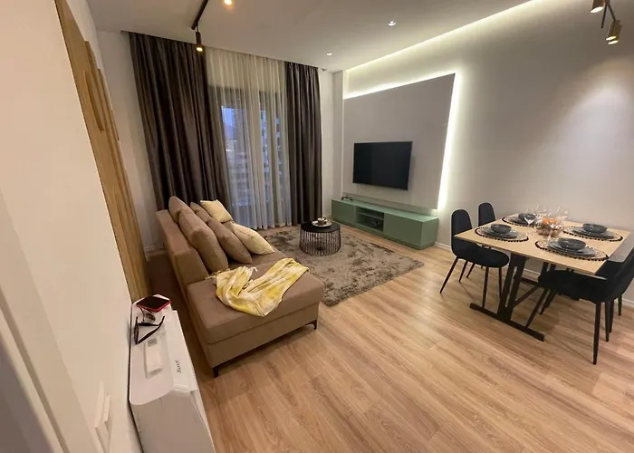 Homerent 21 Square 地拉那