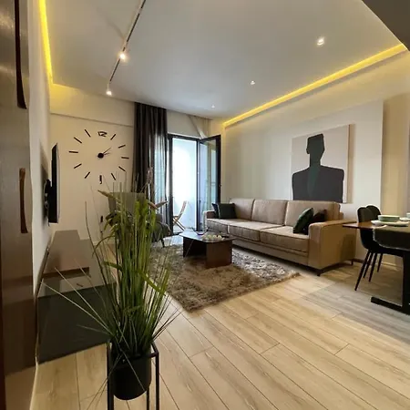 Homerent 21 Square Apartment Tirana