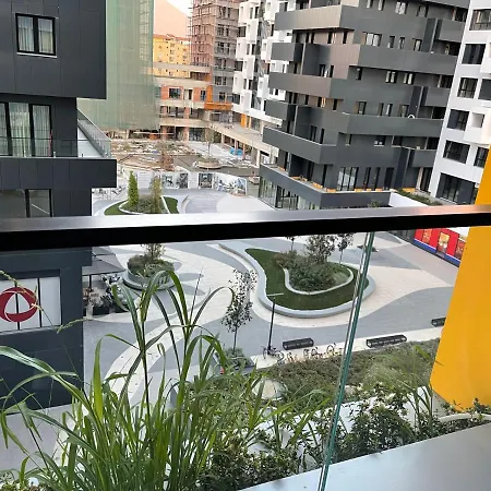21 Square Luxury Center Апартаменты Тирана