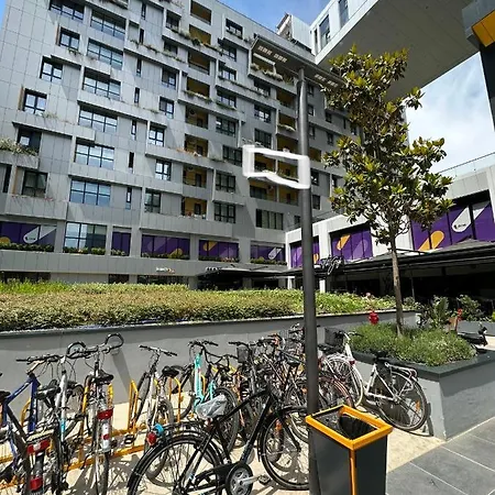 21 Square Luxury Center Апартаменты
