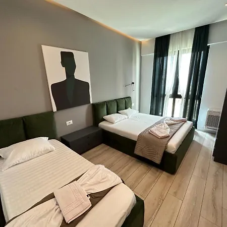 21 Square Luxury Center Апартаменты