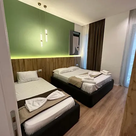 Апартаменты 21 Square Luxury Center